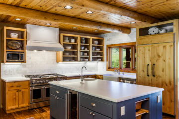 kitchen counter table, Base Camp Lodge, Bozeman