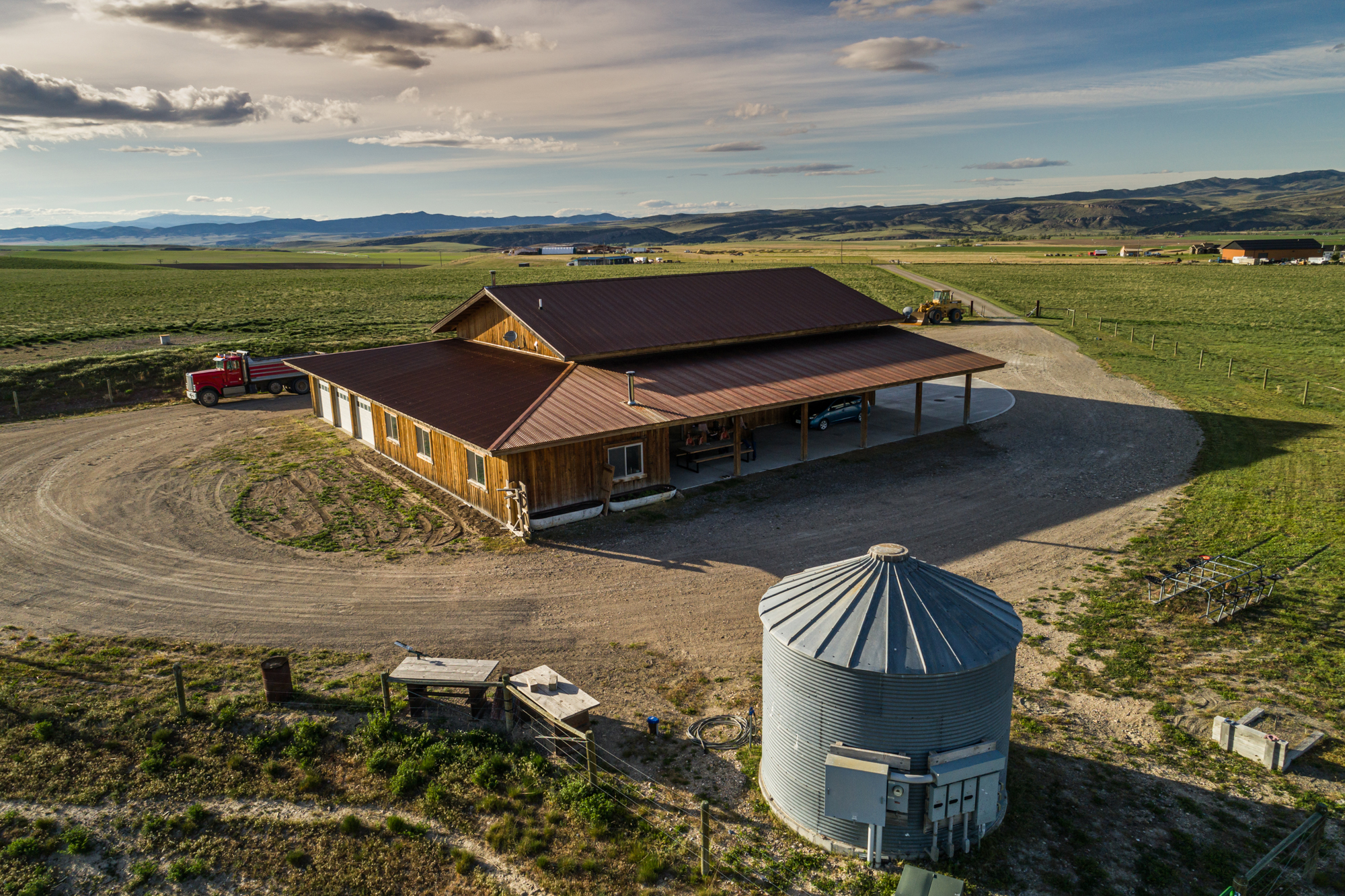 11562 Gravel Pit Road, Manhattan, MT 59741