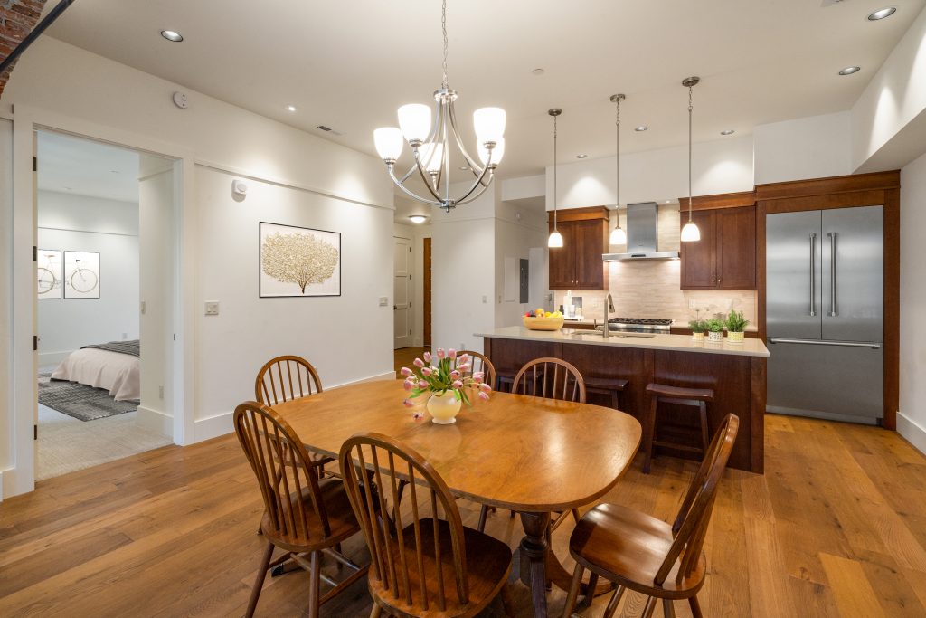 Real Estate Photography Dining table Bozeman