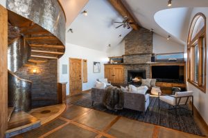 122 S Big Elk Meadow Rd, Bozeman, MT 59730