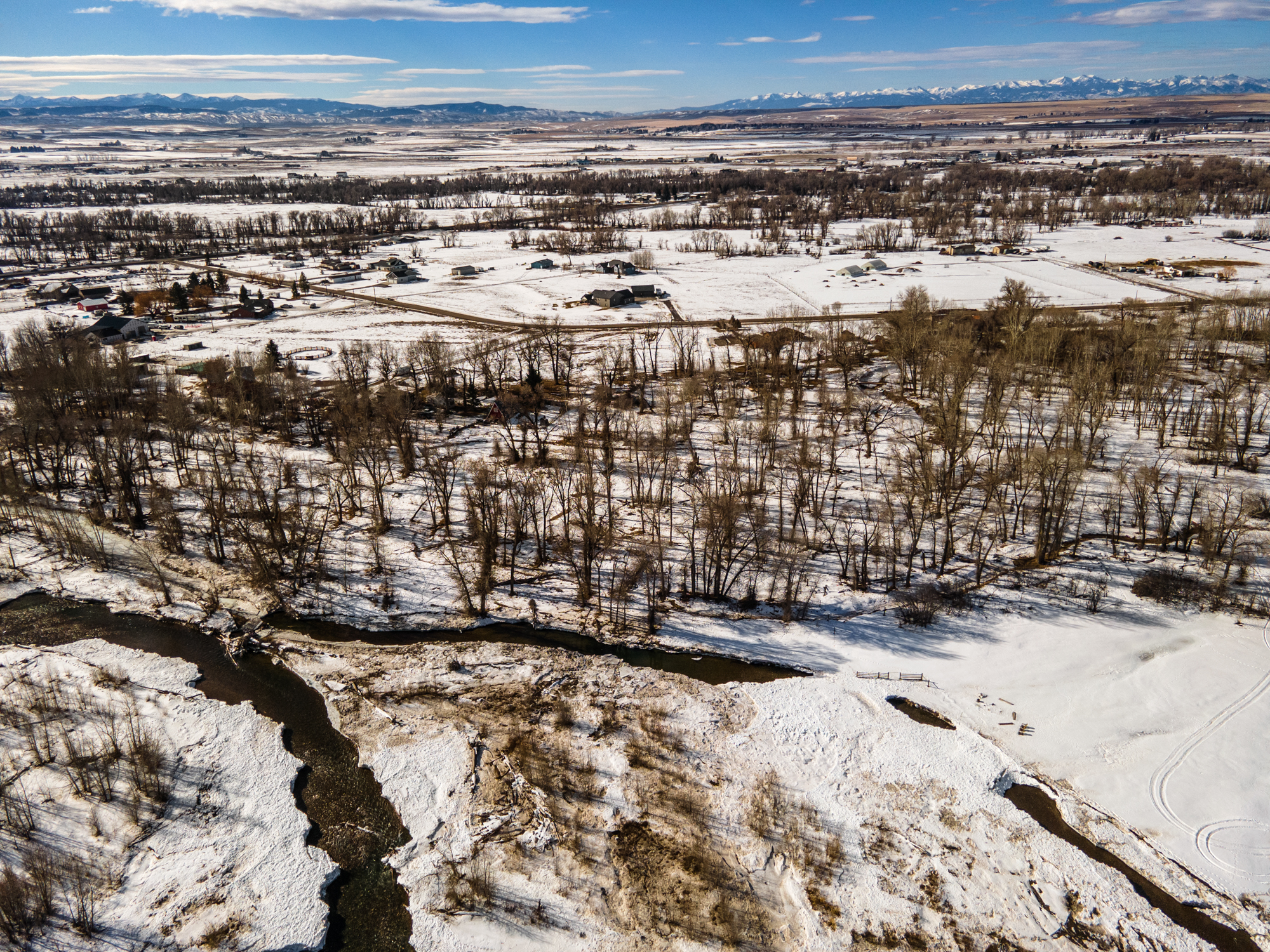 1689 Stagecoach Trail Road, Manhattan, MT 59718