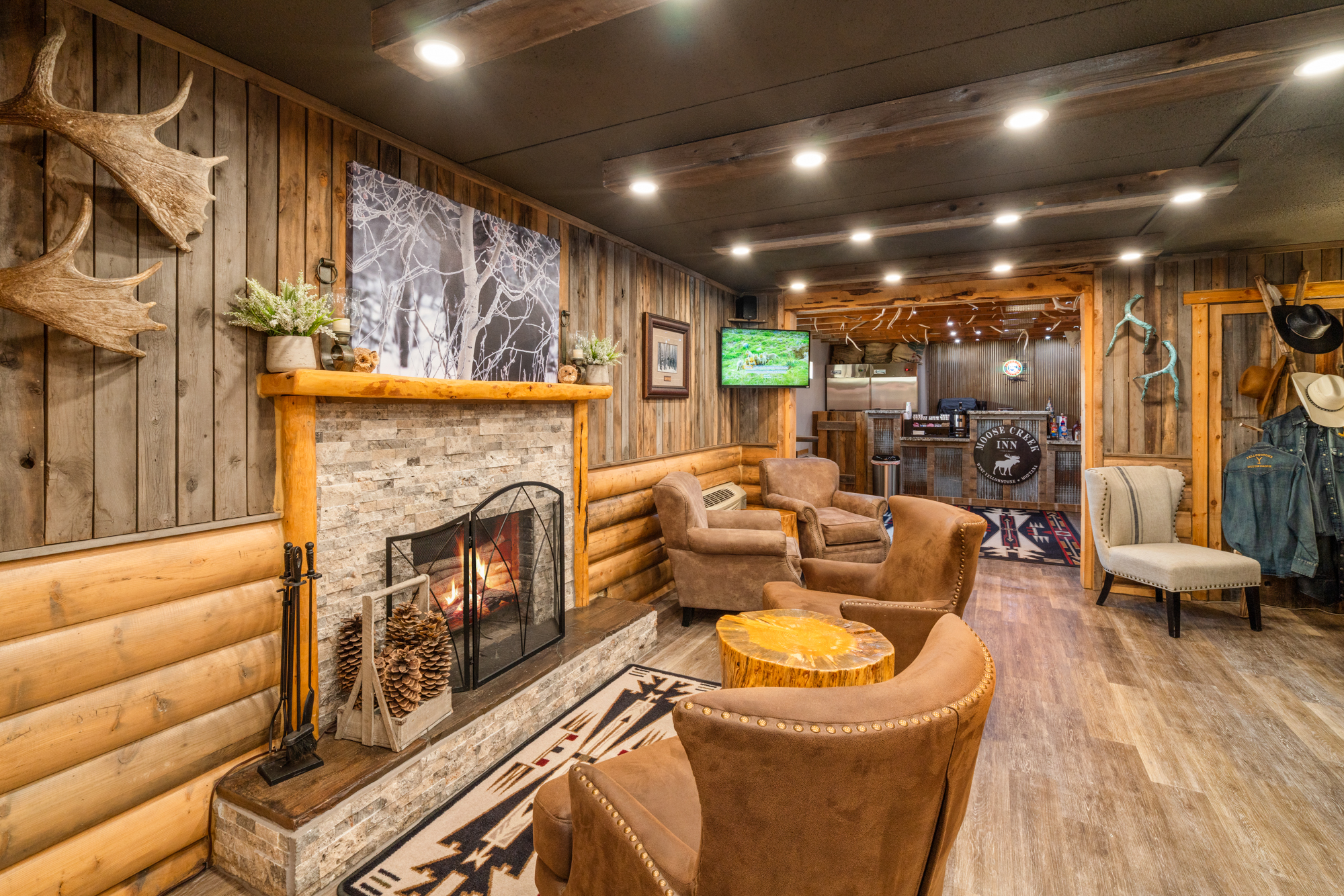 Moose Creek Inn, 119 N Electric St, West Yellowstone, MT 59758